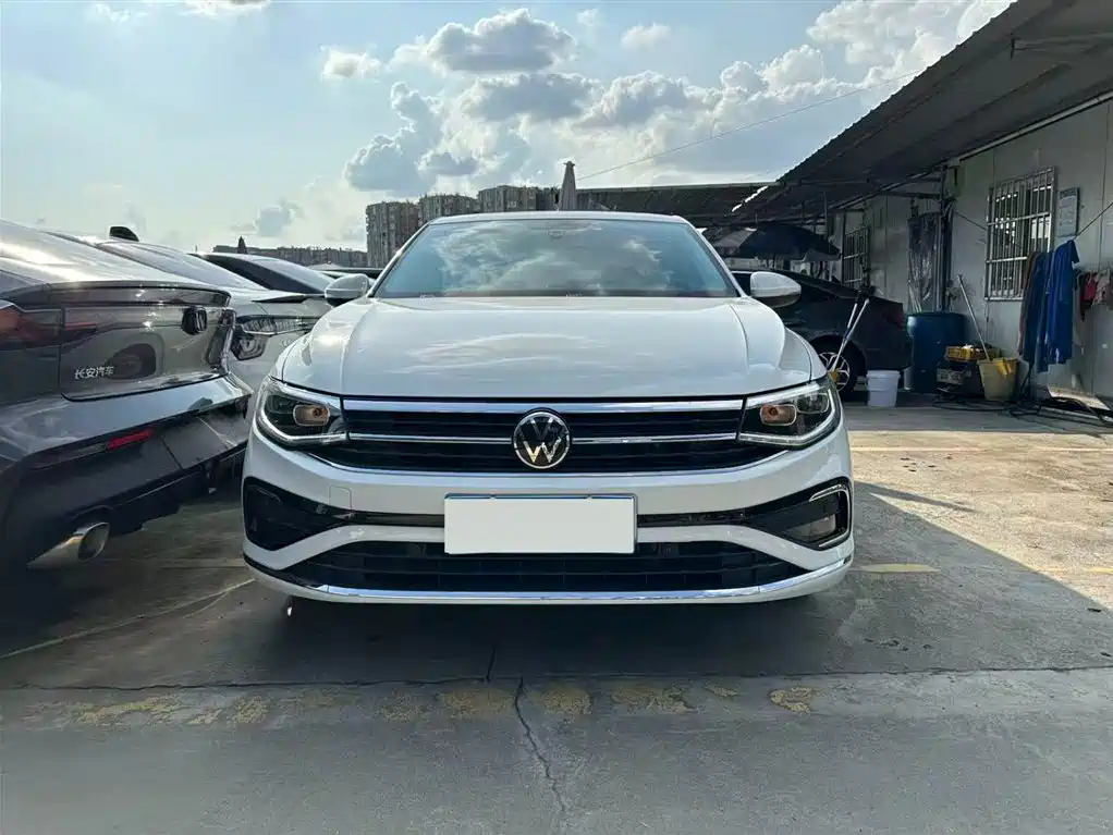 Volkswagen Bora 2024