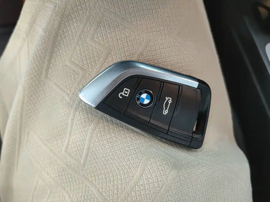 BMW 1 Series 2018 — фото 9