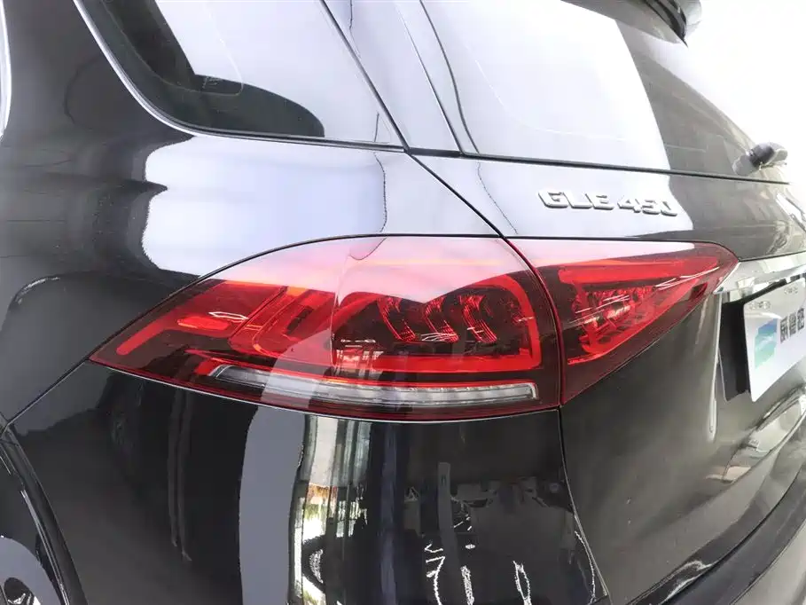 Mercedes-Benz GLE 2021 — фото 32