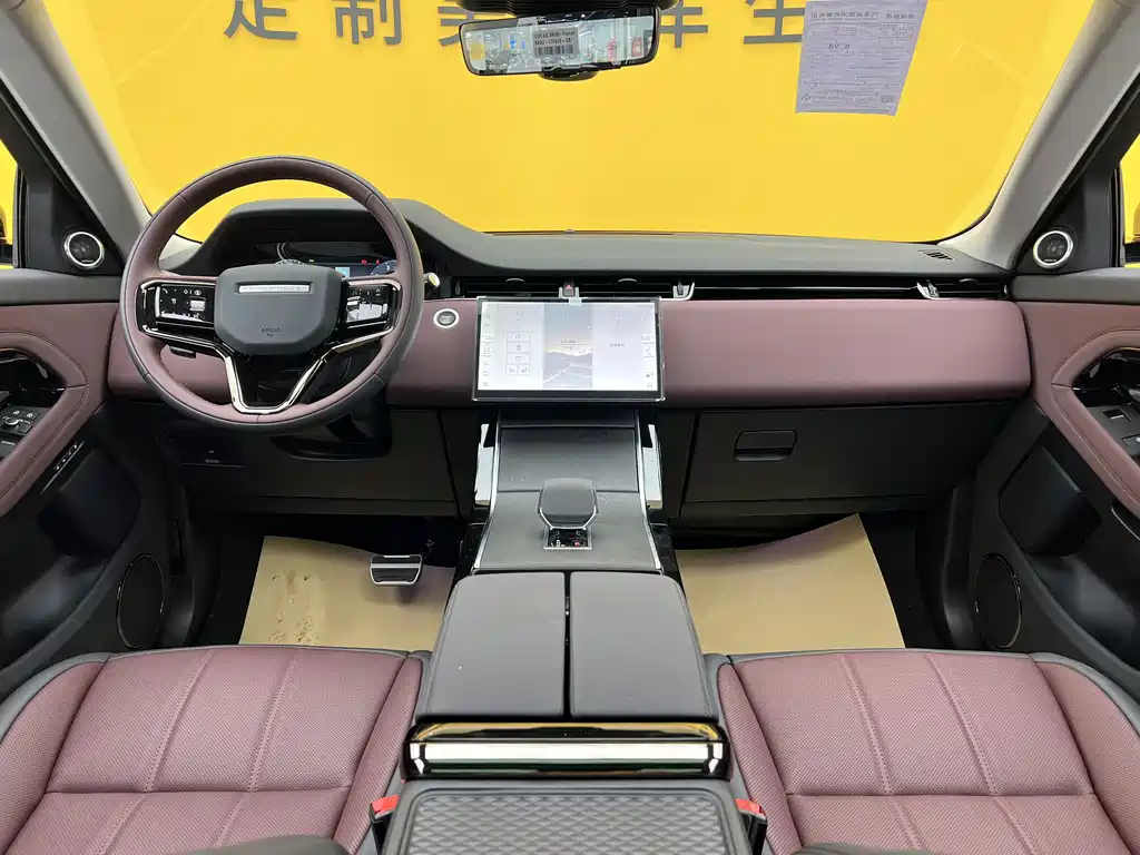 Land Rover Evoque — фото 13