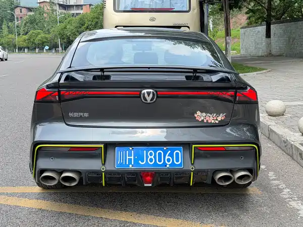 Changan UNI-V 2022