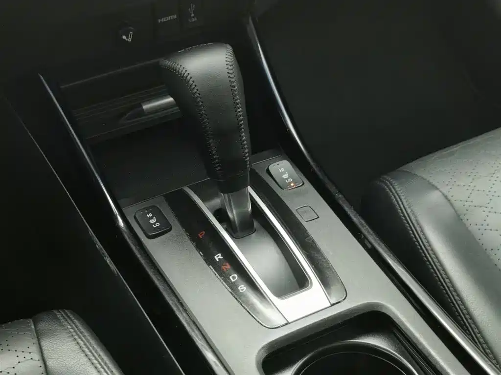 Honda Jade 2017 — фото 13