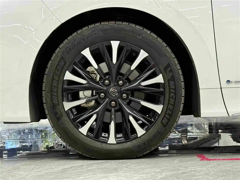 Toyota Vellfire 2025 — фото 18