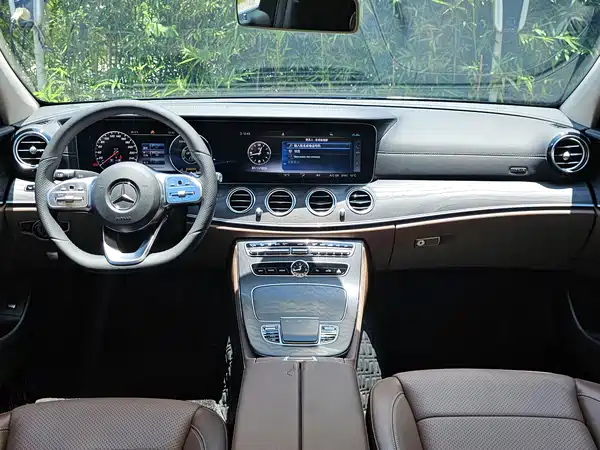 Mercedes-Benz E-Class 2020