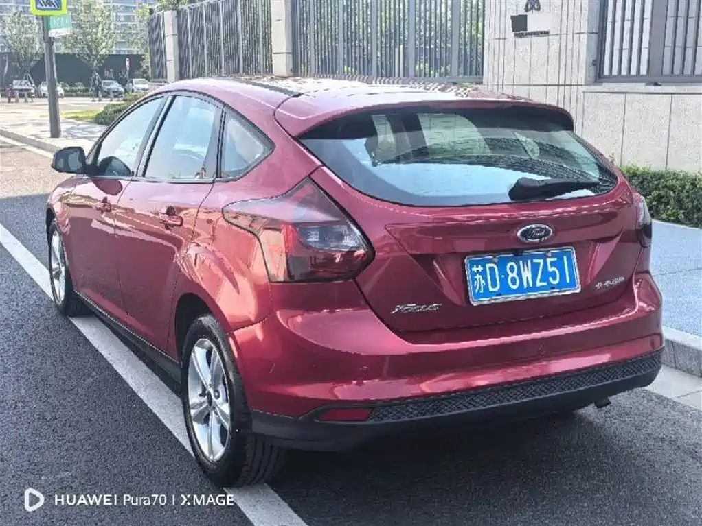 Ford Focus 2015 — фото 4