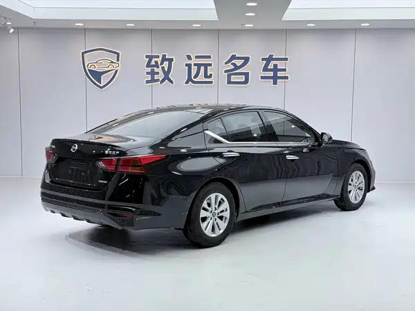 Nissan Teana 2020