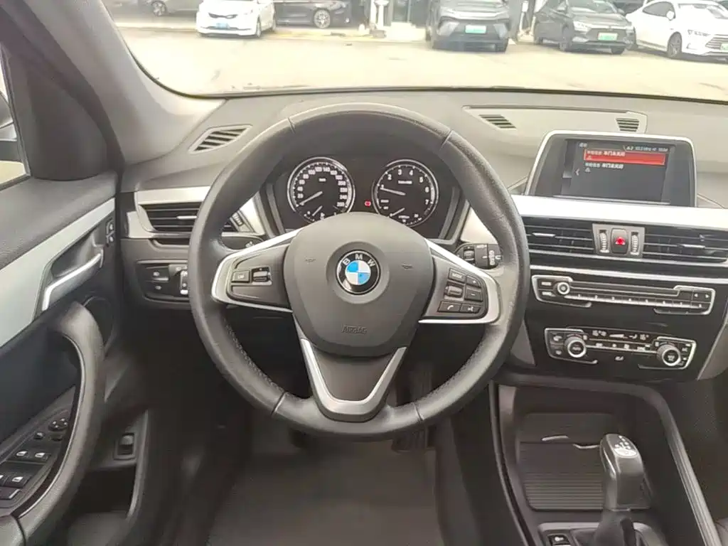 BMW X1 2019 — фото 11