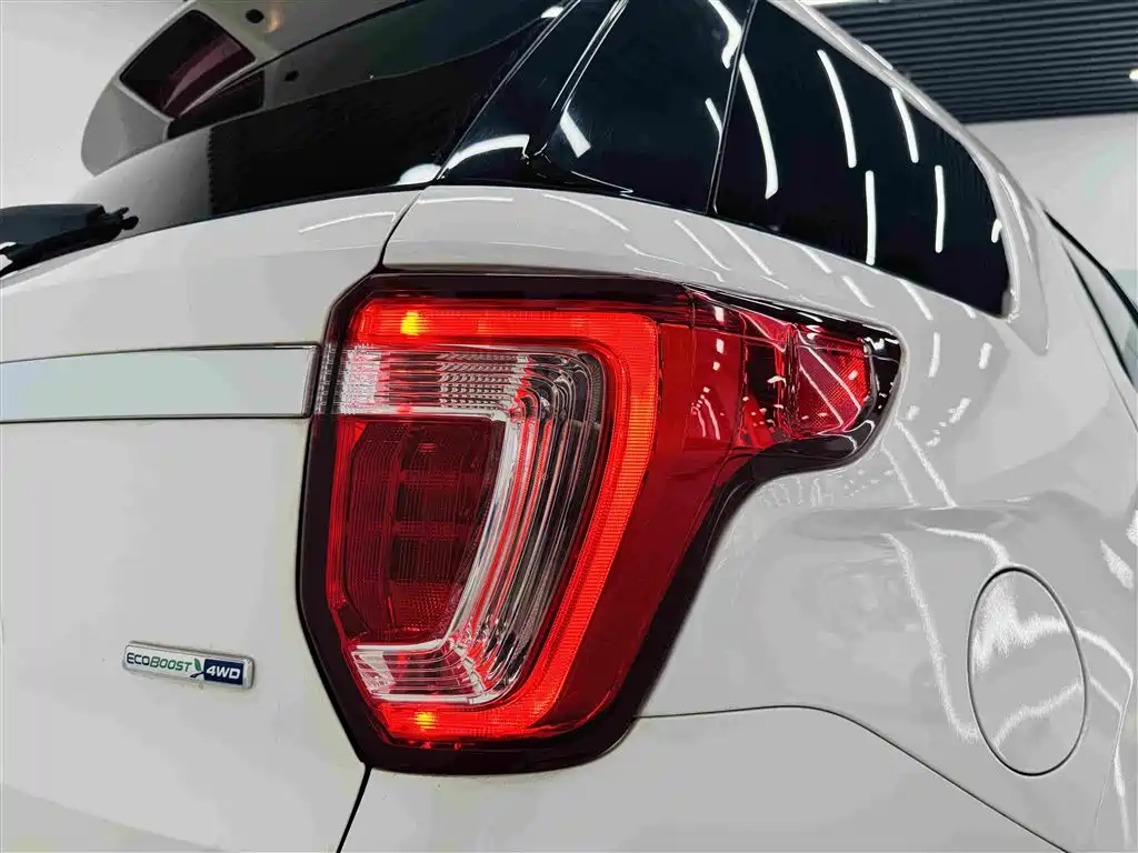 Ford Explorer 2018 — фото 23