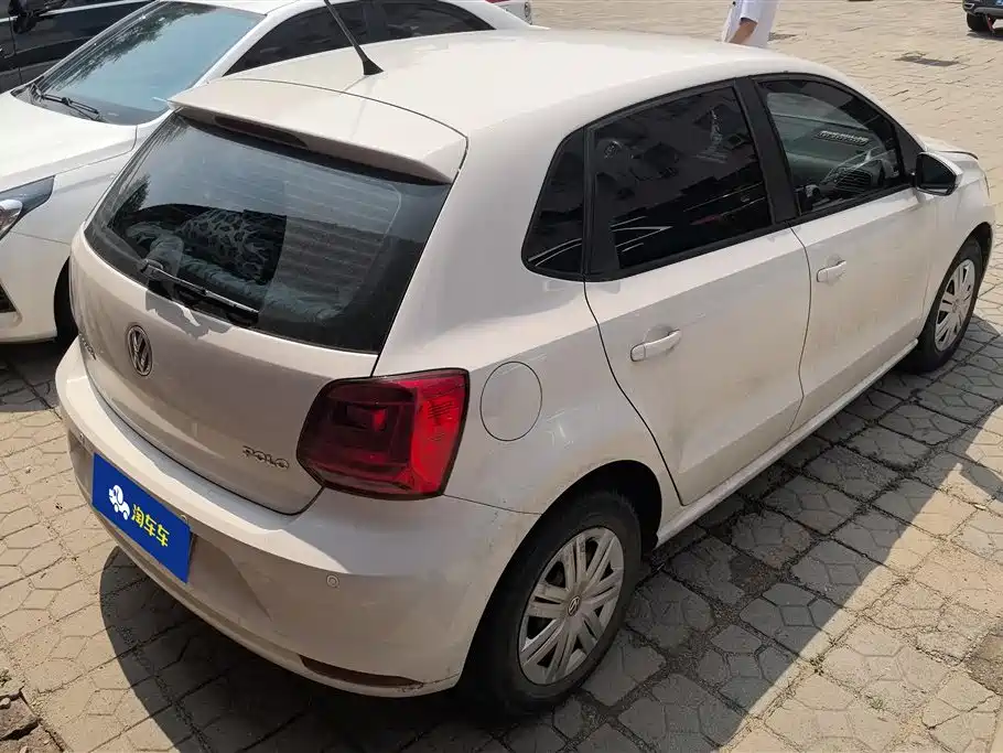 Volkswagen Polo 2016