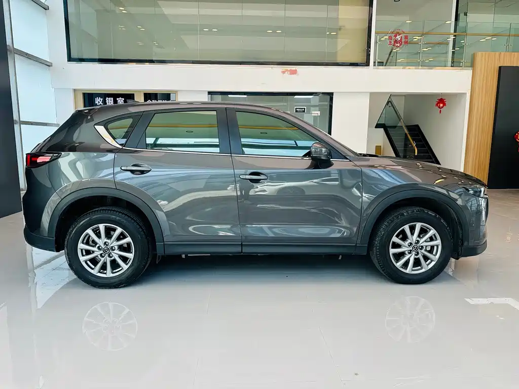 Mazda CX-5 2023