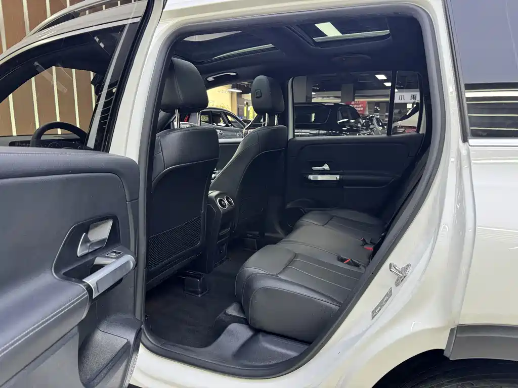 Mercedes-Benz GLB 2022 — фото 13