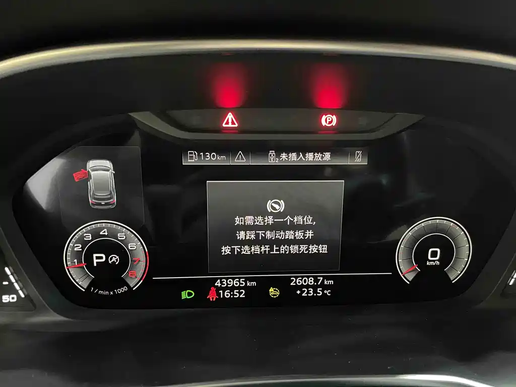 Audi Q3 2022 — фото 20