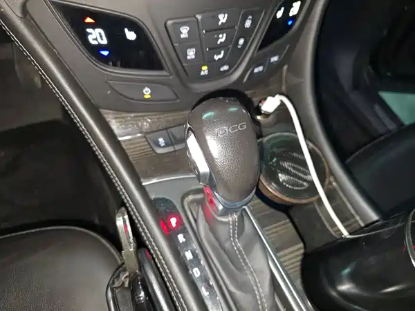 Buick Envision Plus 2020