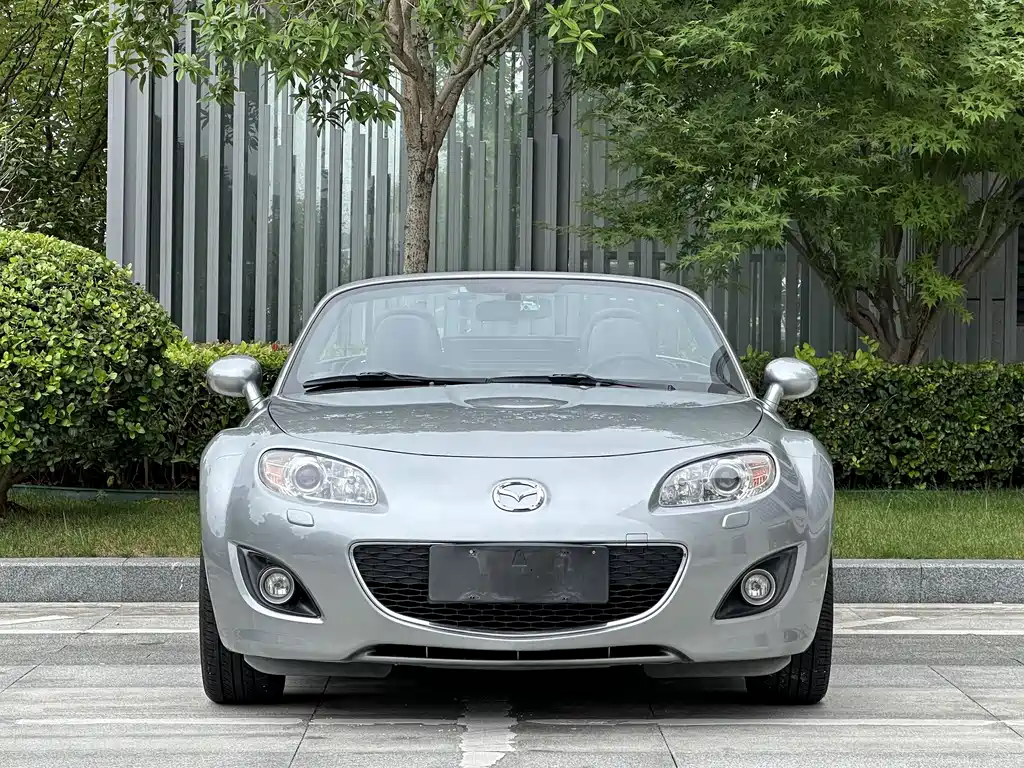 Mazda MX-5 2010