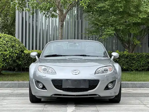 Mazda MX-5 2010