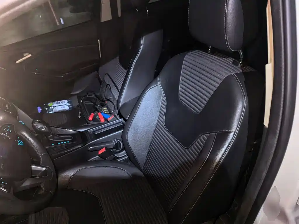 Ford Focus 2018 — фото 11
