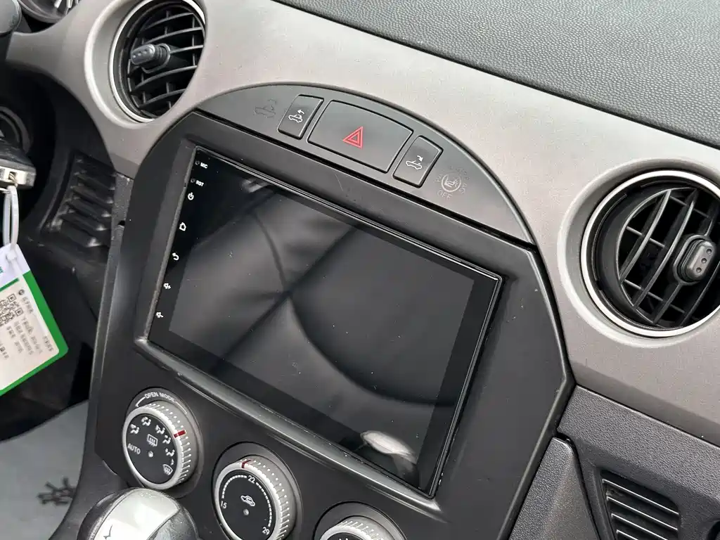 Mazda MX-5 2010 — фото 13