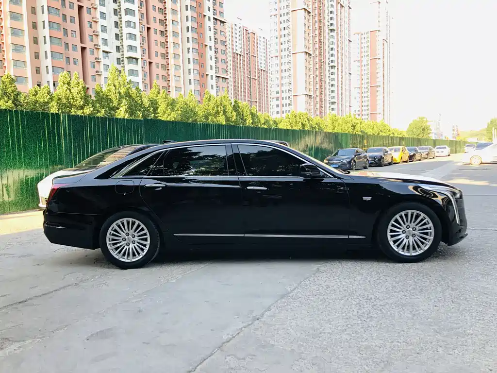 Cadillac CT6 2021 — фото 5