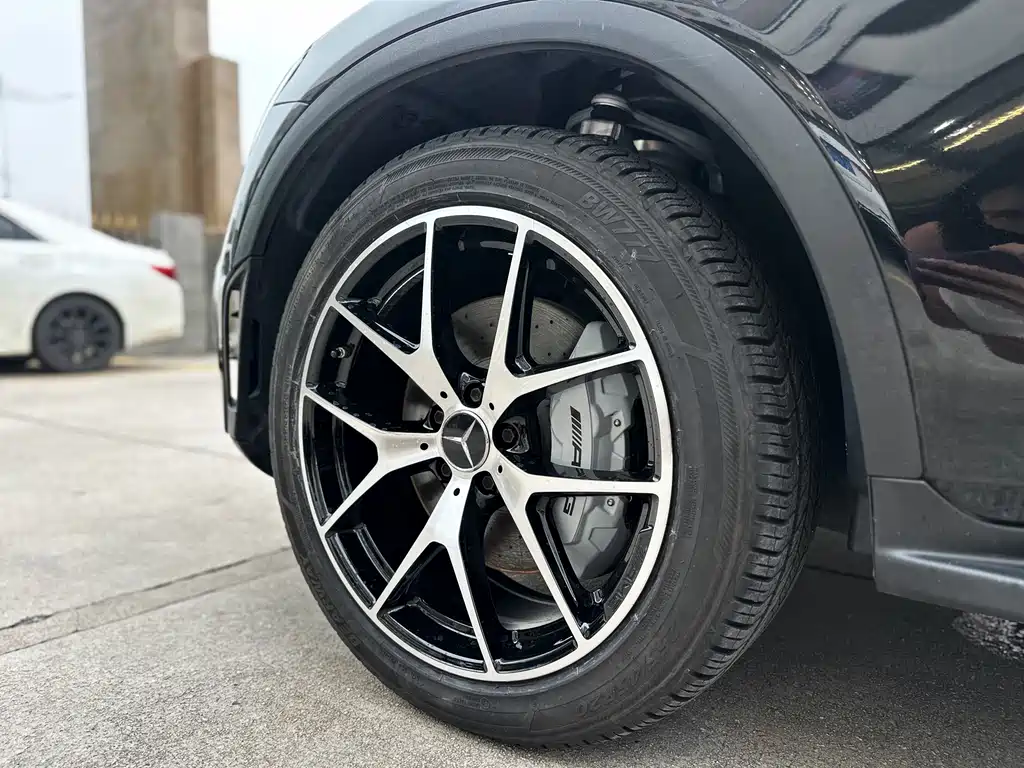 Mercedes-Benz GLC AMG 2021