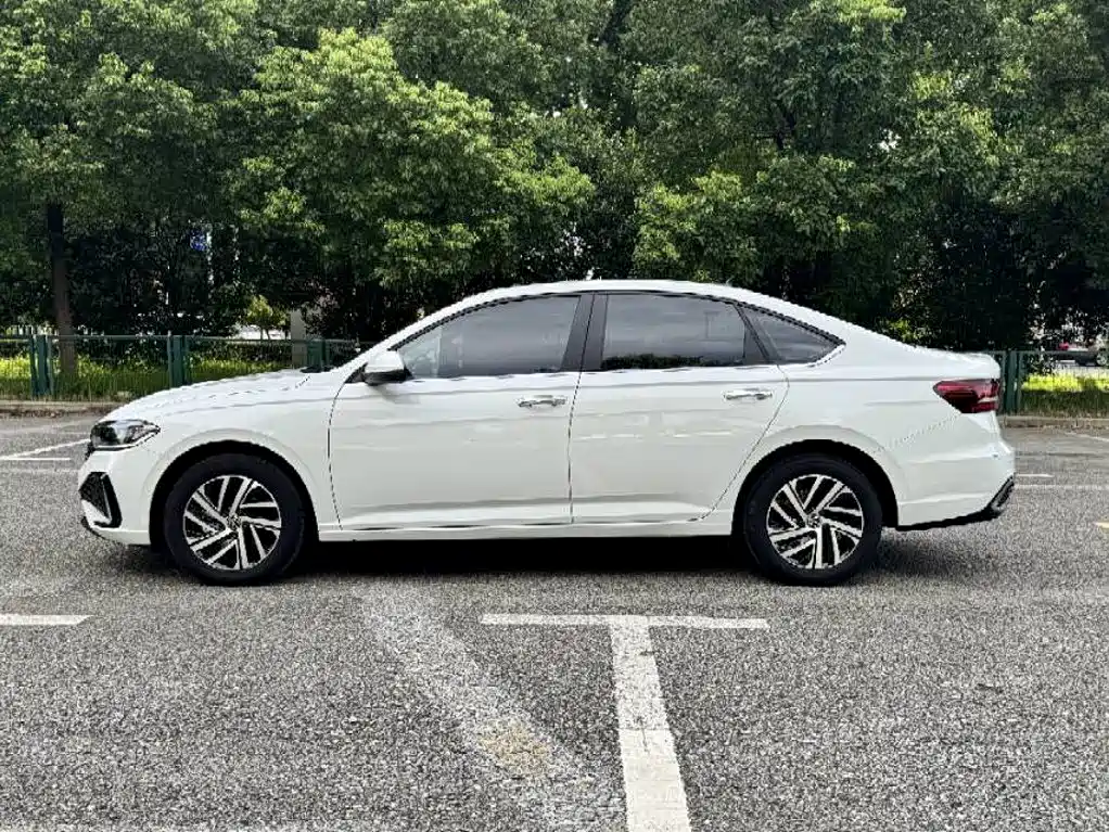 Volkswagen Lavida 2025