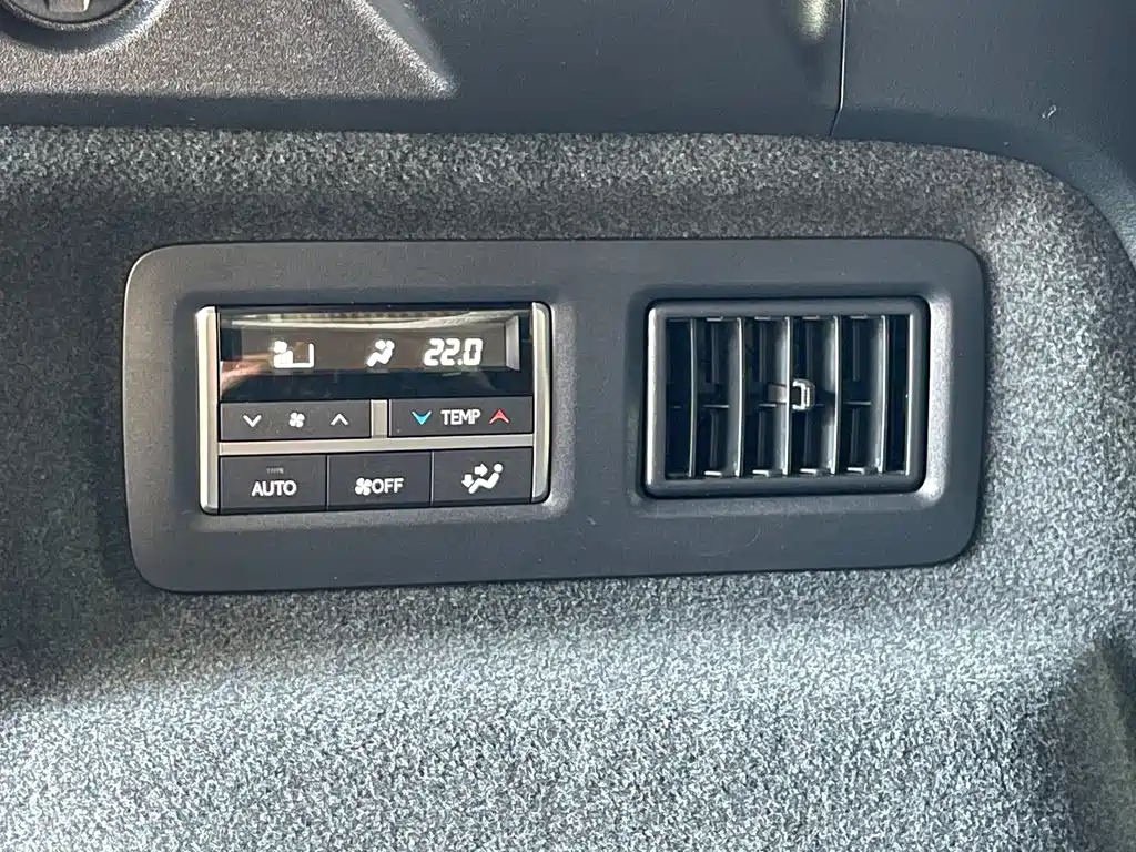 Lexus RX 2020 — фото 16