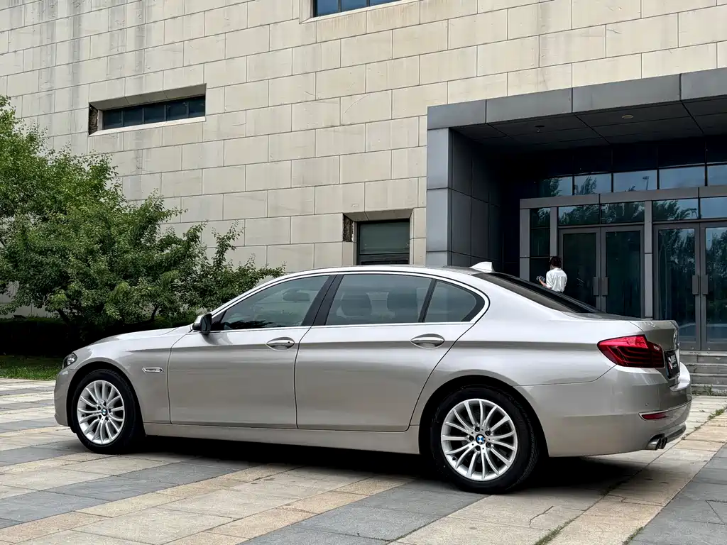 BMW 5 Series 2014 — фото 4