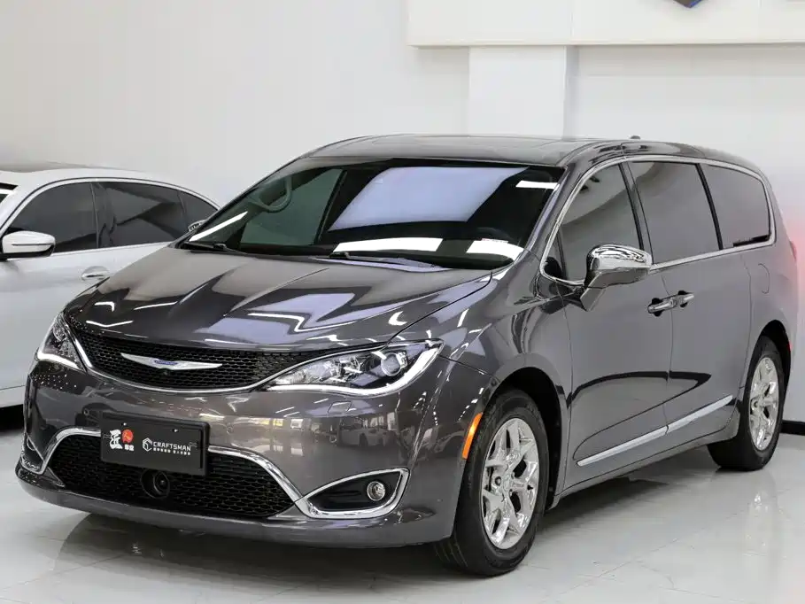 Chrysler Grand Voyager 2019 — фото 20