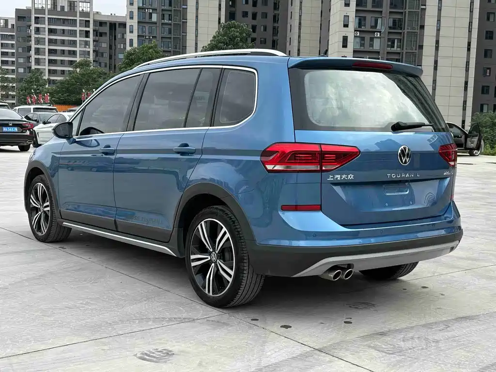 Volkswagen Touran 2021