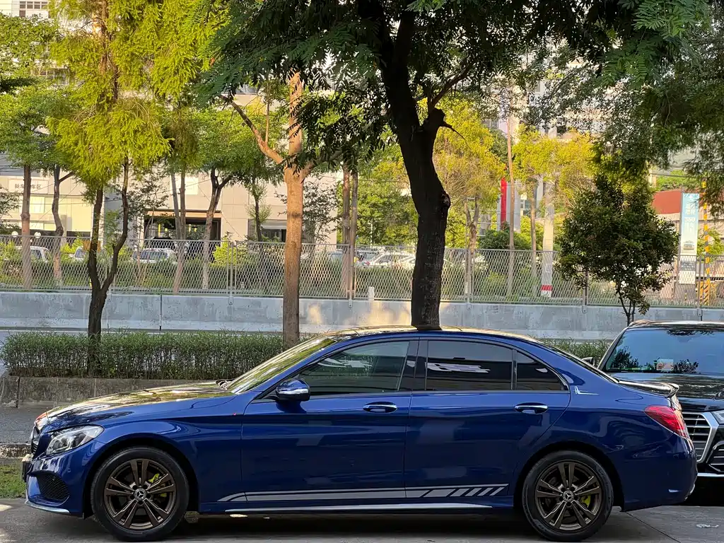Mercedes-Benz C-Class 2018