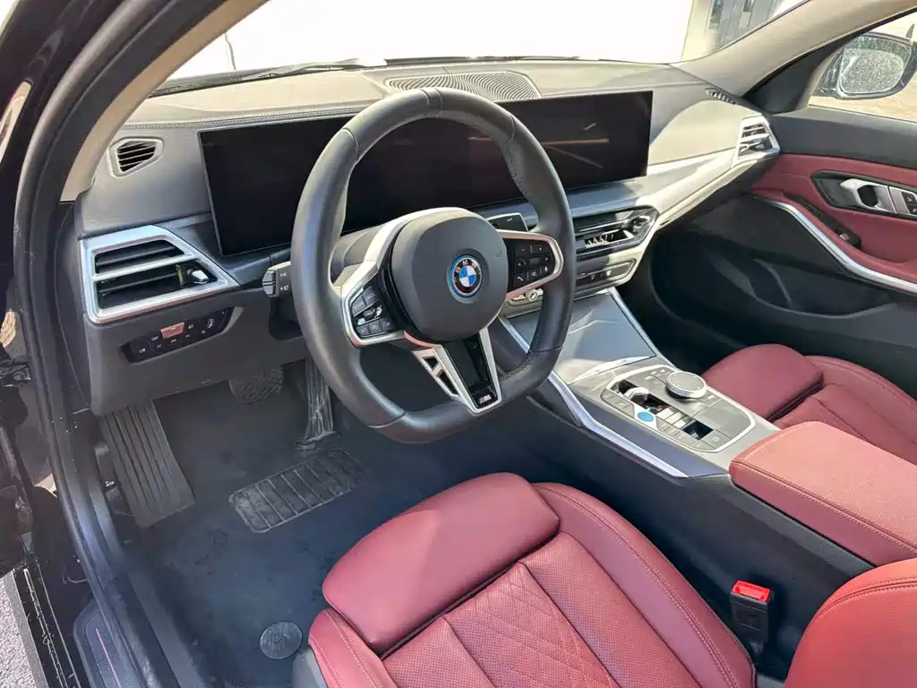 BMW i3 2025 — фото 9