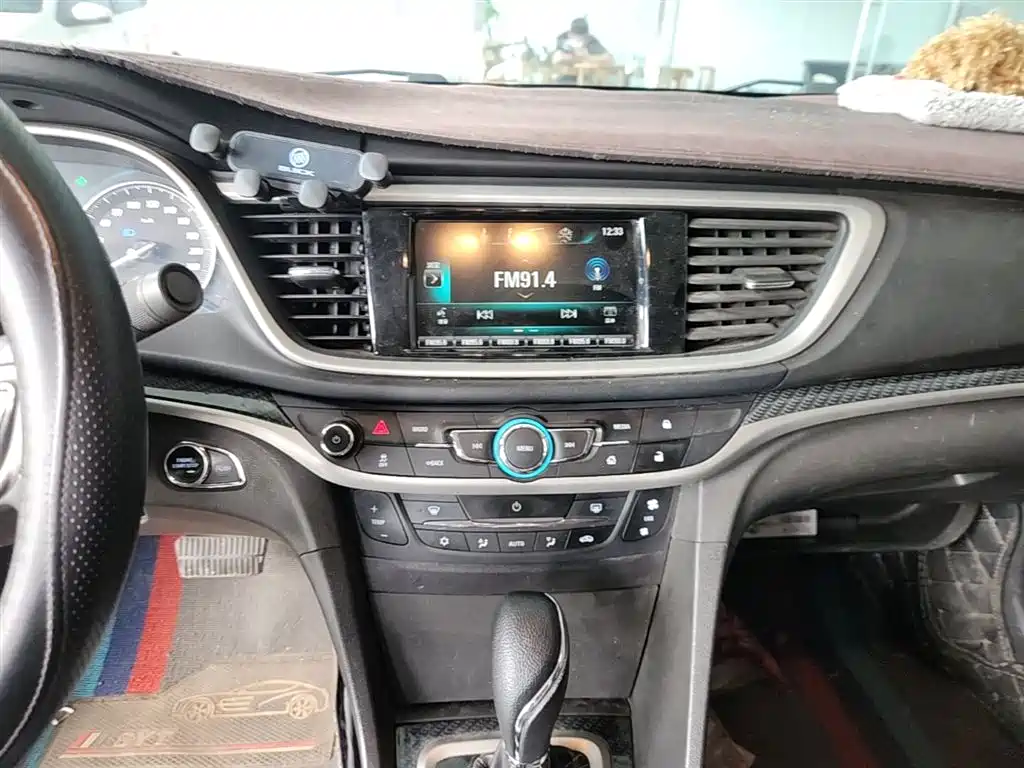 Buick Excelle 2016 — фото 13