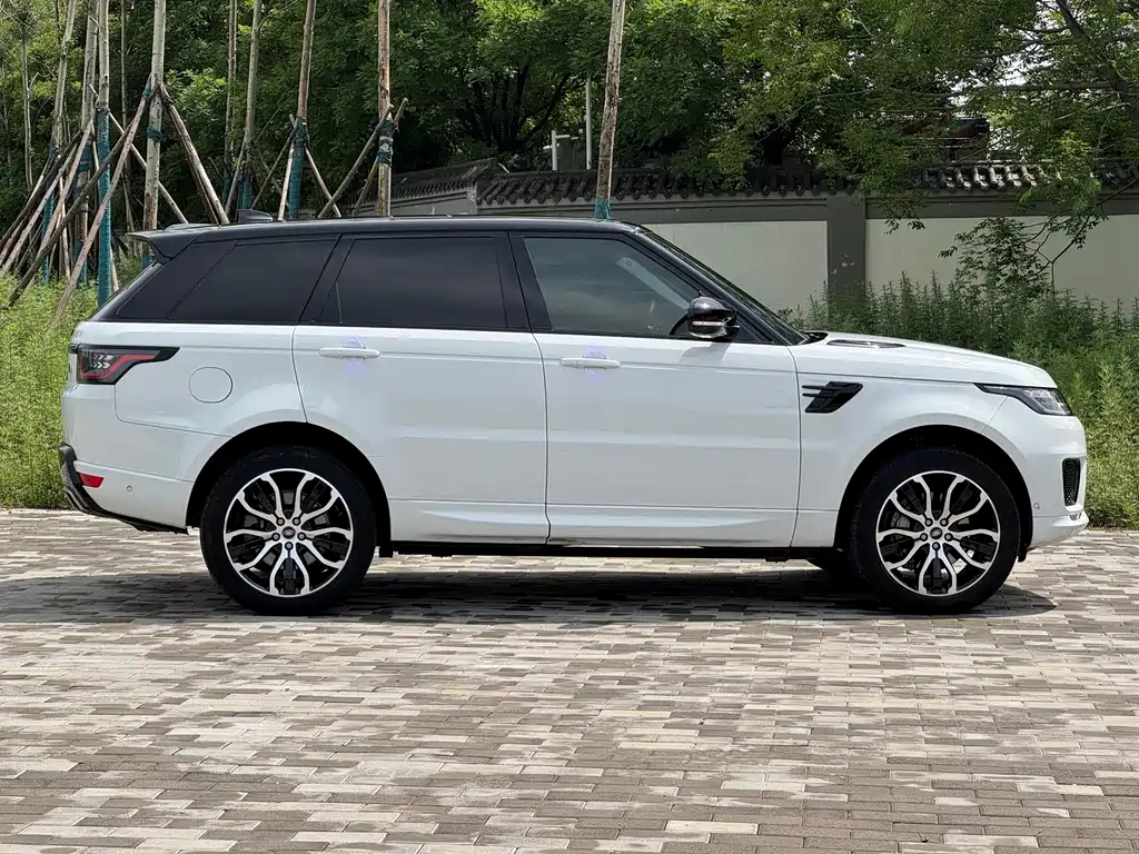 Land Rover Sport 2021 — фото 7