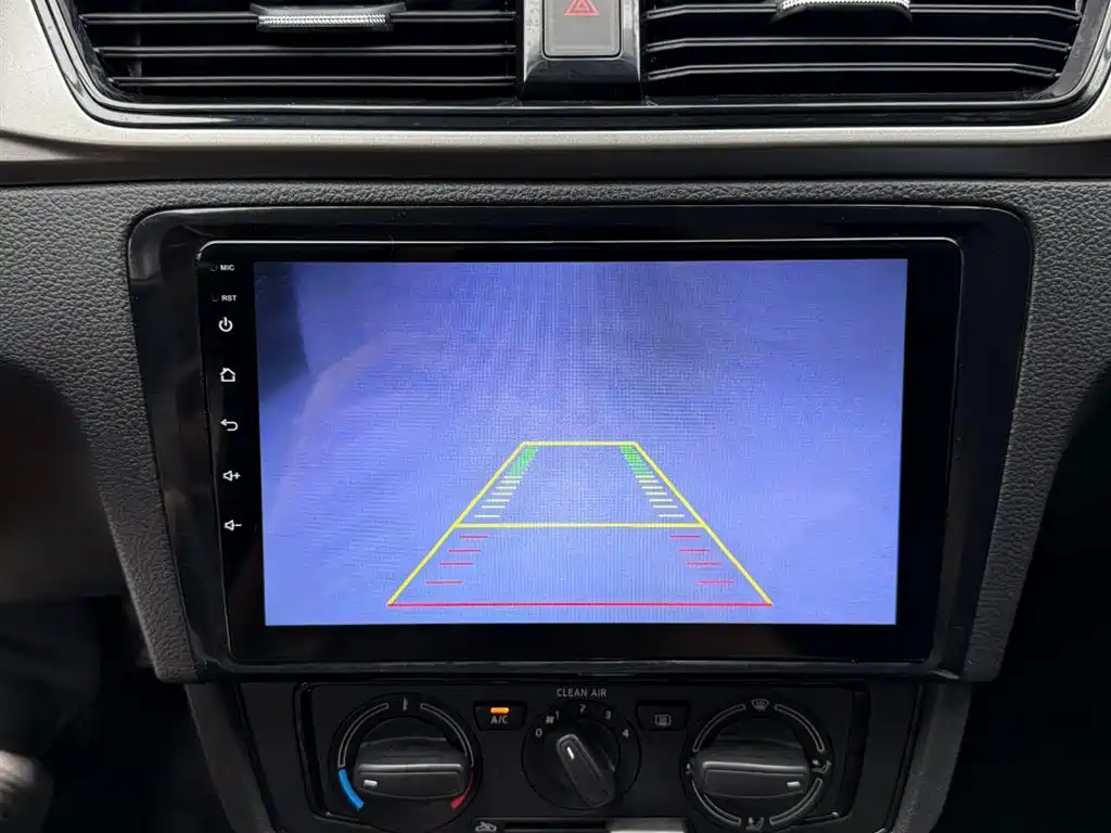 Skoda Rapid 2021 — фото 12