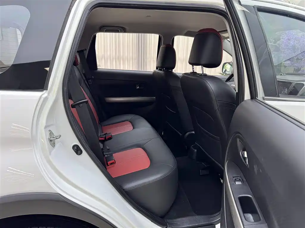 Haval H1 2016 — фото 13