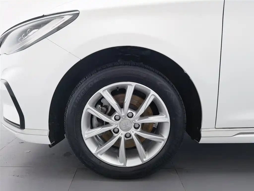 BYD MAX 2021 — фото 17