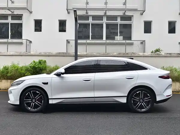 BYD Qin L 2025