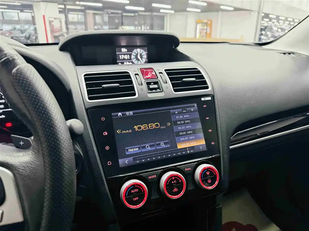 Subaru Forester 2017 — фото 30