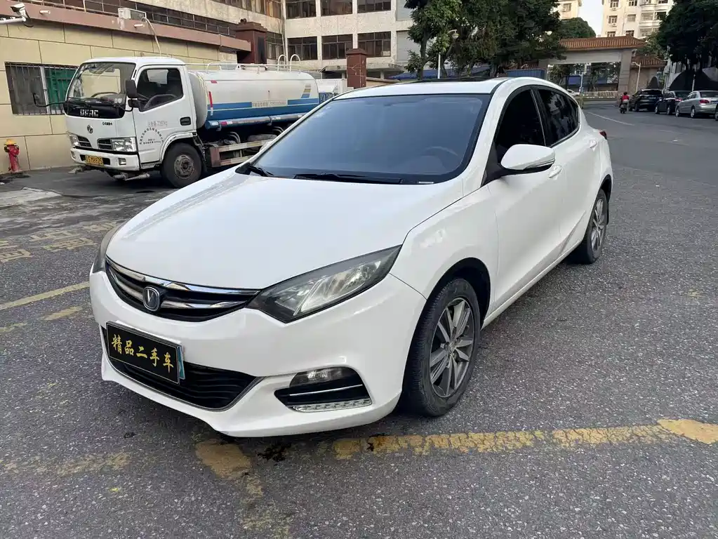Changan Eado XT 2017 — фото 1