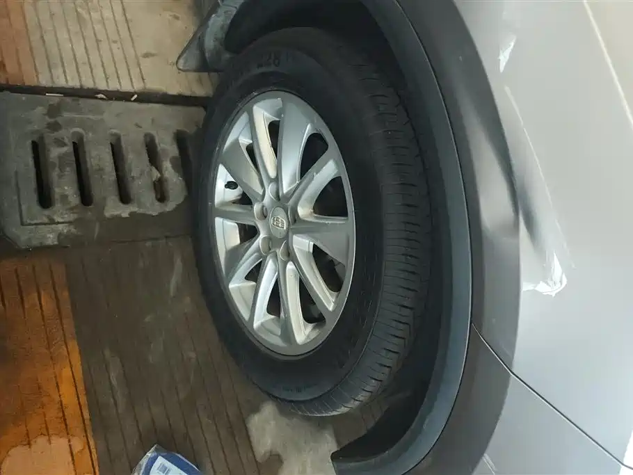 Geely Jia Ji 2019