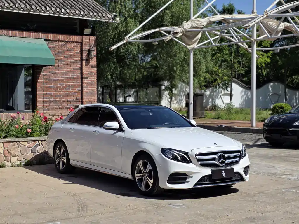 Mercedes-Benz E-Class 2020 — фото 3