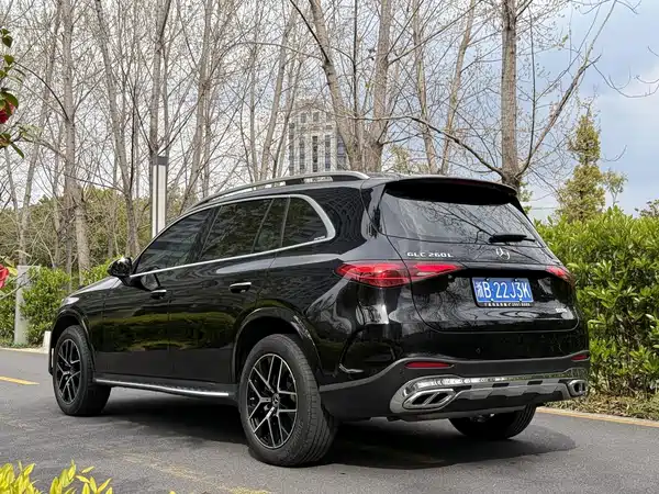 Mercedes-Benz GLC 2023