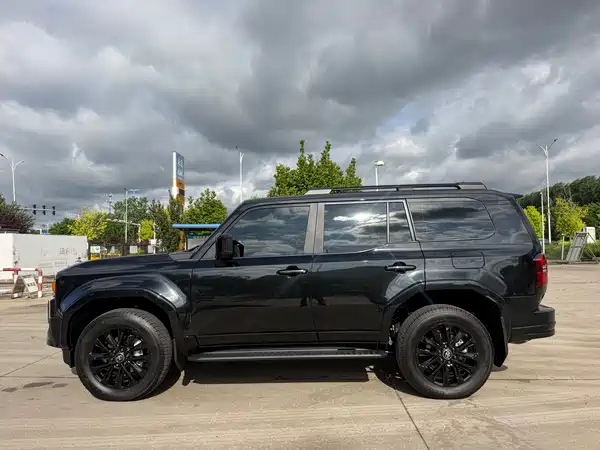 Toyota Prado 2025