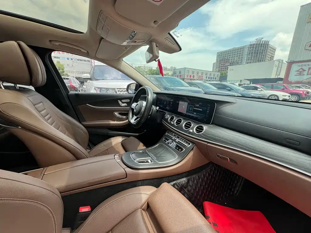Mercedes-Benz E-Class 2020 — фото 4