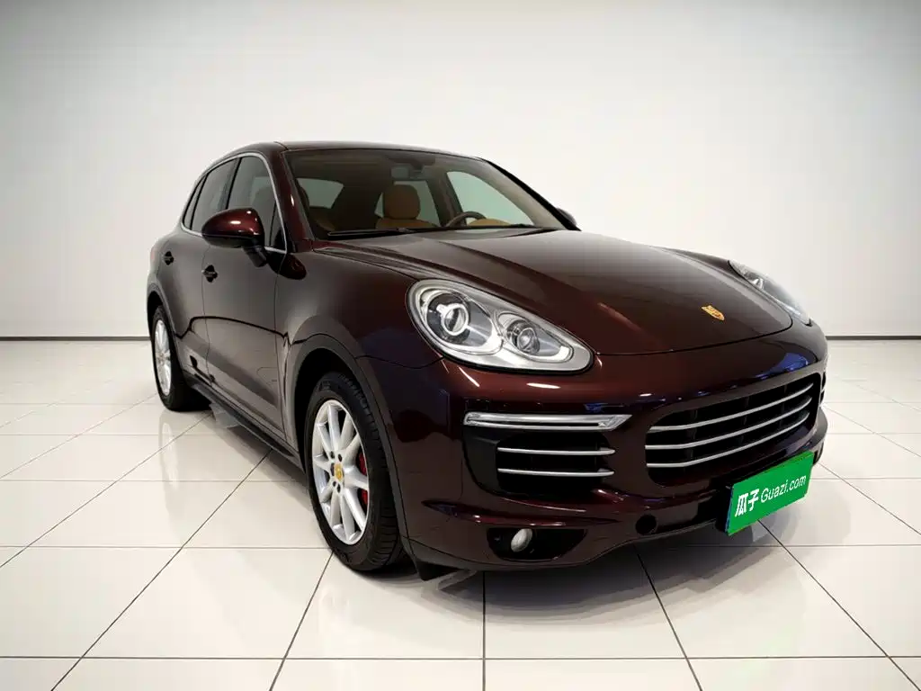 Porsche Cayenne 2016 — фото 3