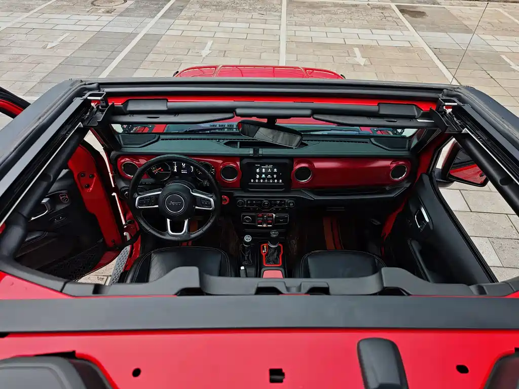 Jeep Wrangler 2020 — фото 17