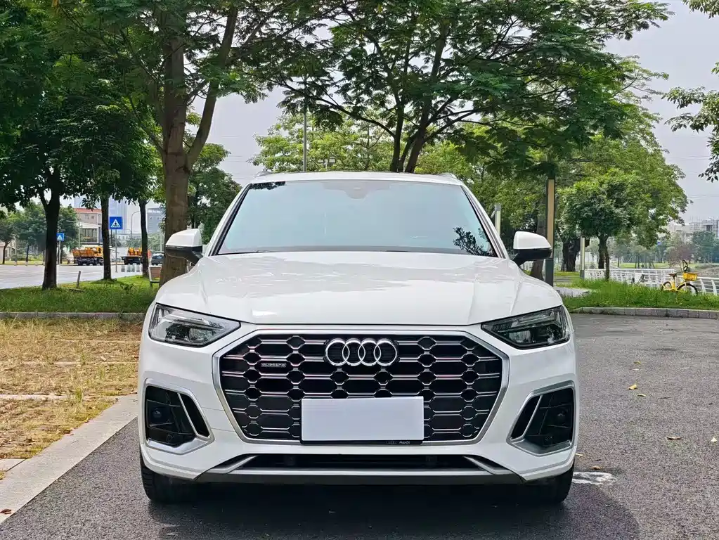 Audi Q5L 2021 — фото 2