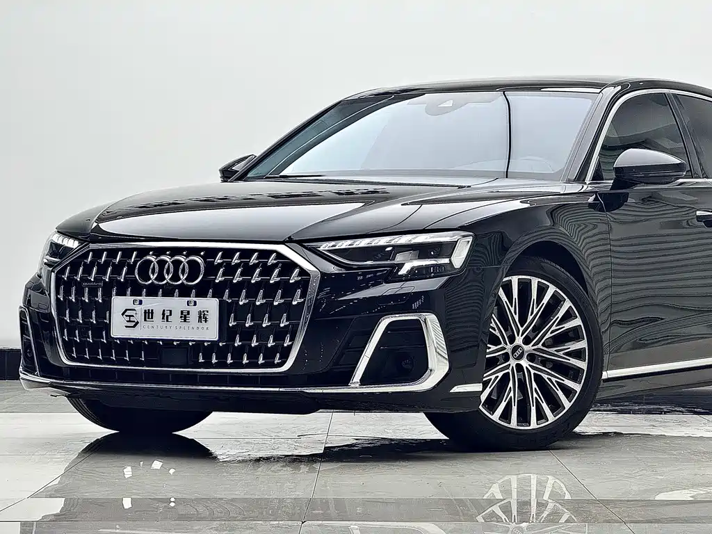 Audi A8 2022 — фото 2