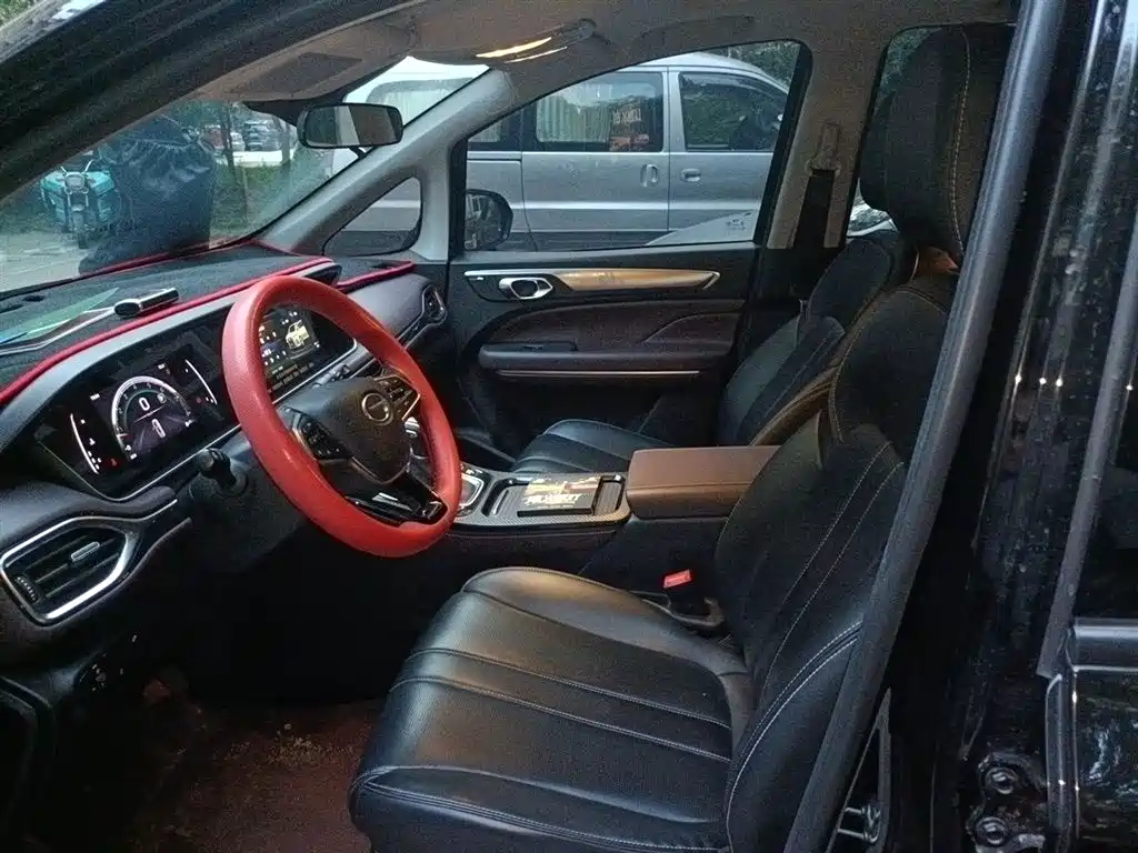 GAC Motor Trumpchi M6 2023 — фото 16