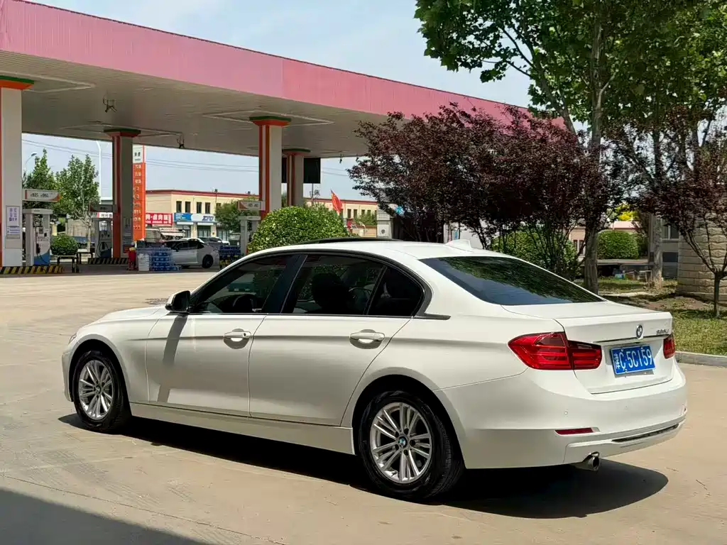 BMW 3 Series 2015