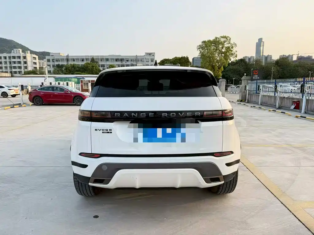 Land Rover Range Rover Evoque 2020 — фото 9